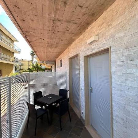 Casa Vacanze Lui San Benedetto del Tronto Esterno foto